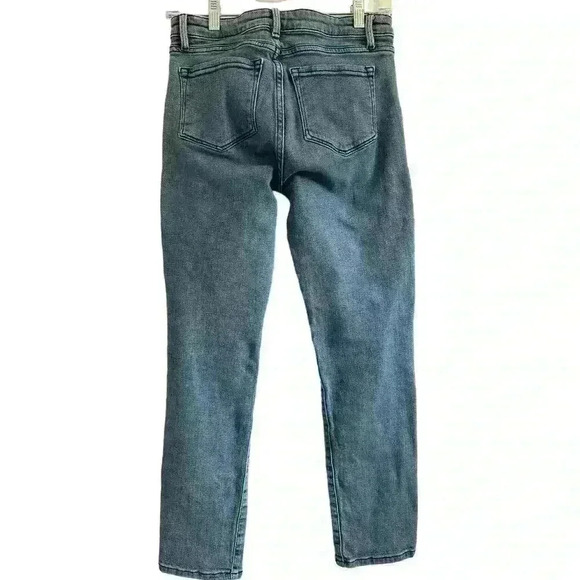 THEORY JEANS MEDIUM WASH SIZE 24 Straight Leg - Picture 9 of 10